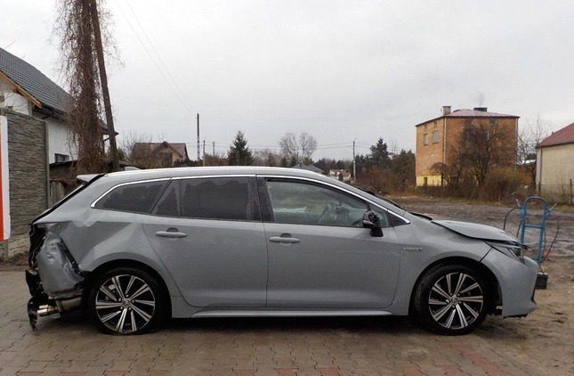 Toyota Corolla cena 37900 przebieg: 34234, rok produkcji 2021 z Ćmielów małe 407